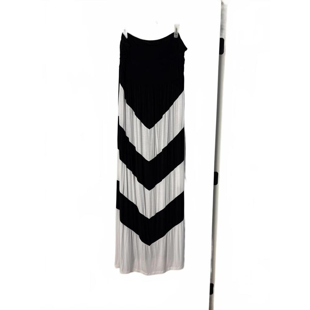 Stylish Black and White Maxi Dress by Design History - XXL